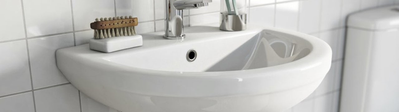 How To Install A Bathroom Sink Or Basin, How To Remove A Pedestal Vanity Unit