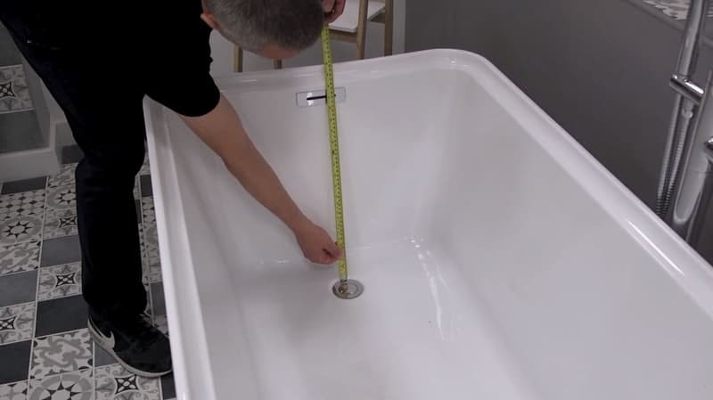 Measuring the bath depth