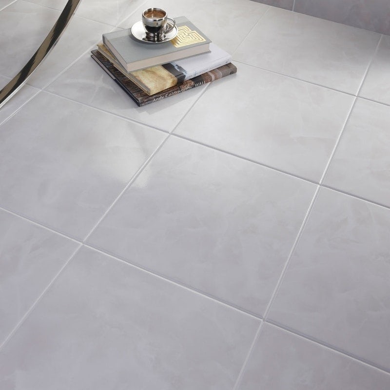 White gloss floor tile