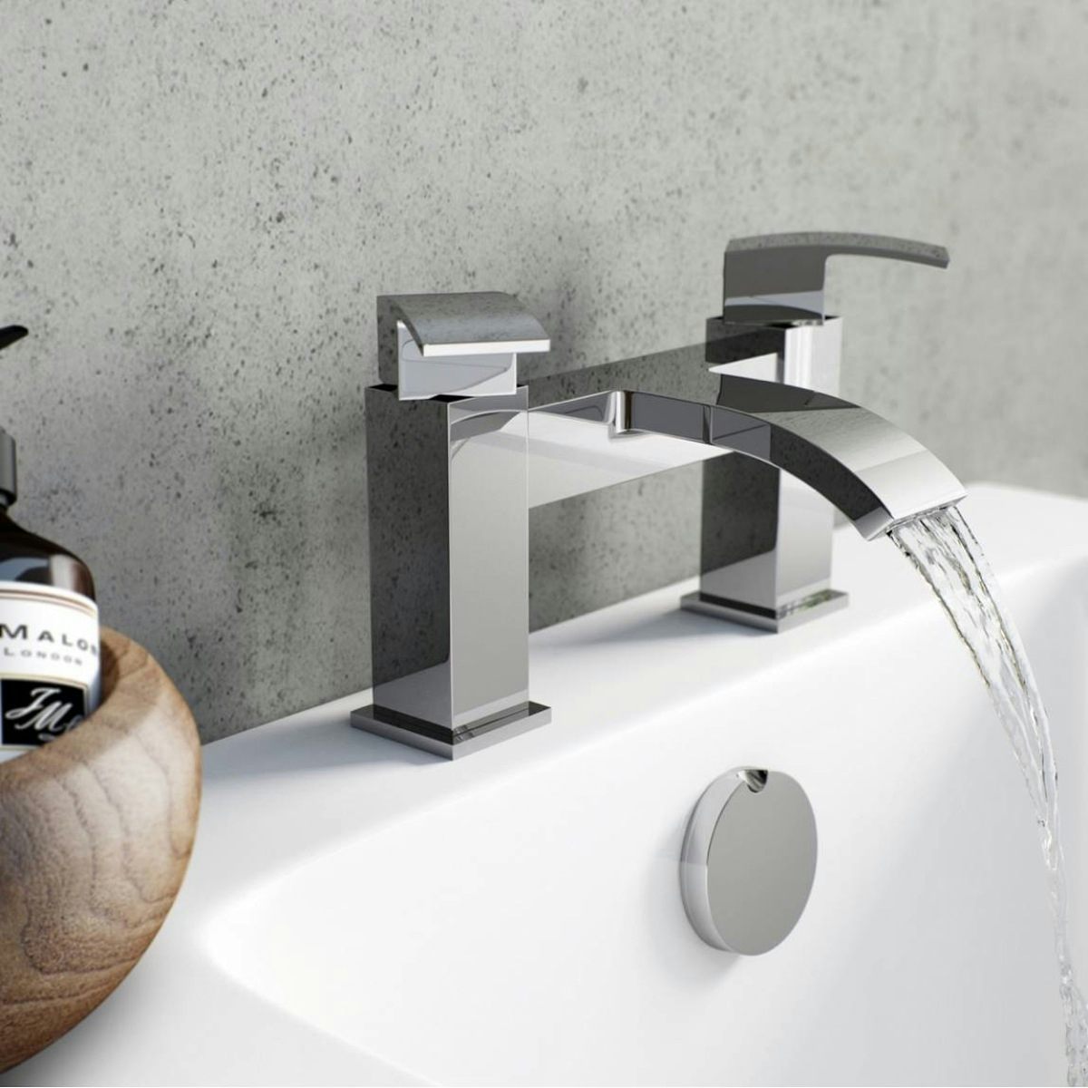 Century bath mixer tap