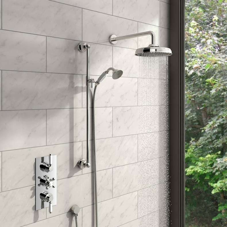 Traditional thermostatic triple shower valve complete shower set