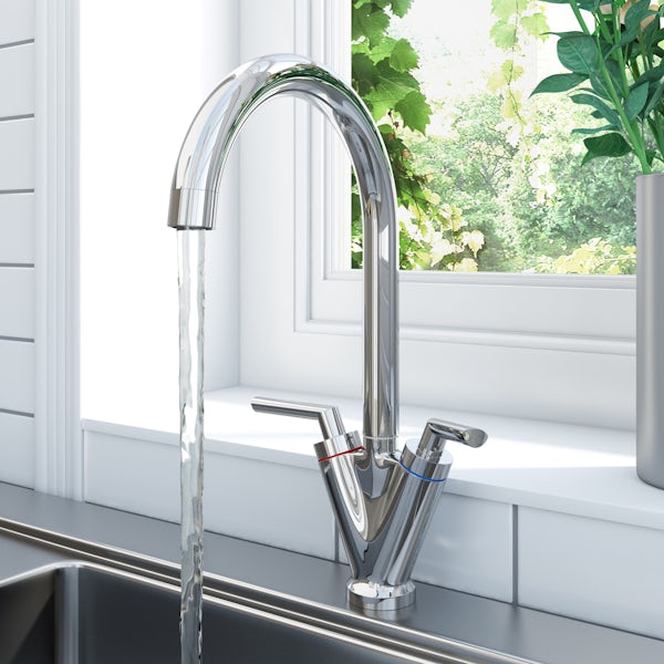Schön chrome lever handle kitchen tap