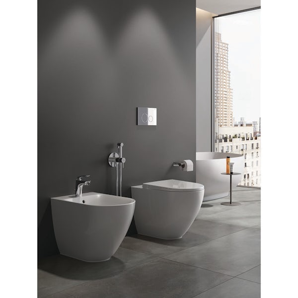 RAK Des rimless back to wall toilet with soft close seat
