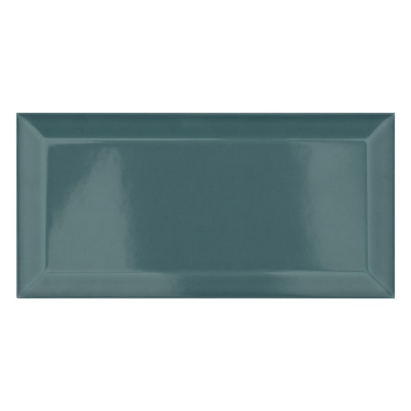Metro turquoise bevelled gloss wall tile 100mm x 200mm