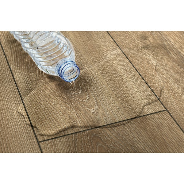 Kronostep Atlantic Antique Cashmere oak 48 hrs splash resistant laminate flooring