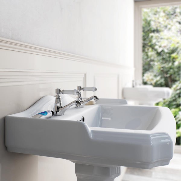 Orchard Winchester basin and bath tap pack