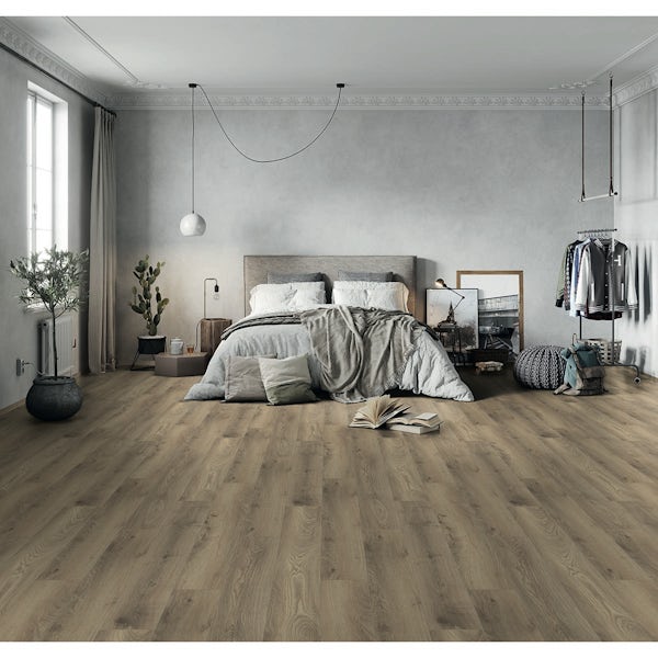 Kronostep Atlantic Haybridge Oak 48 hrs splash resistant laminate flooring