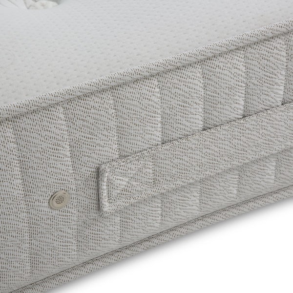 Double 1000 Pocket Orthopaedic Mattress with Memory Foam