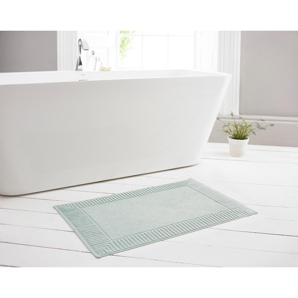 Deyongs Bliss antibacterial 650gsm bath mat spearmint