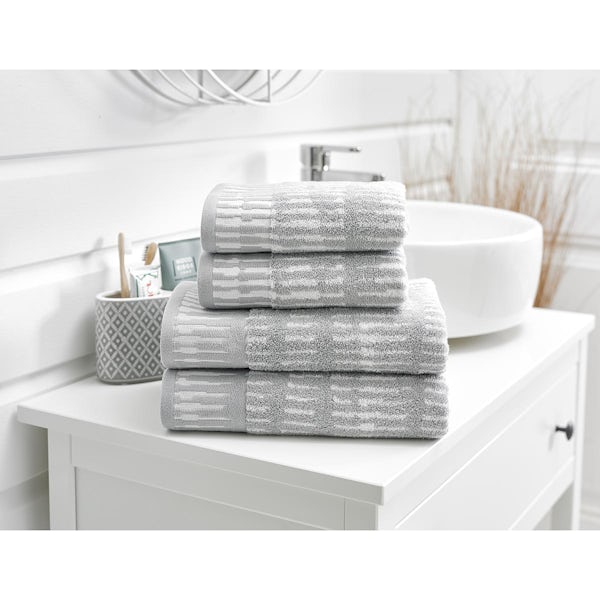 Deyongs Washington patterned jaquard 4 piece towel bale in grey