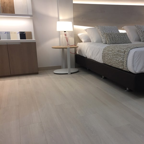 Aqua Step Montana oak waterproof laminate flooring 1200mm x 170mm x 8mm