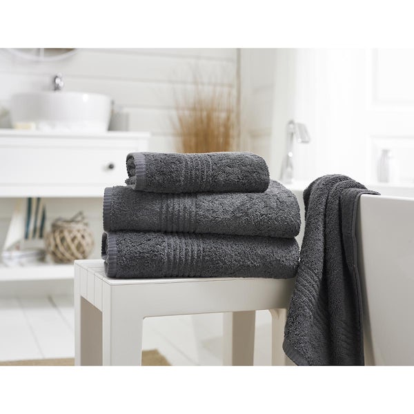 The Lyndon Company Eden Egyptian cotton 4 piece towel bale in charcoal