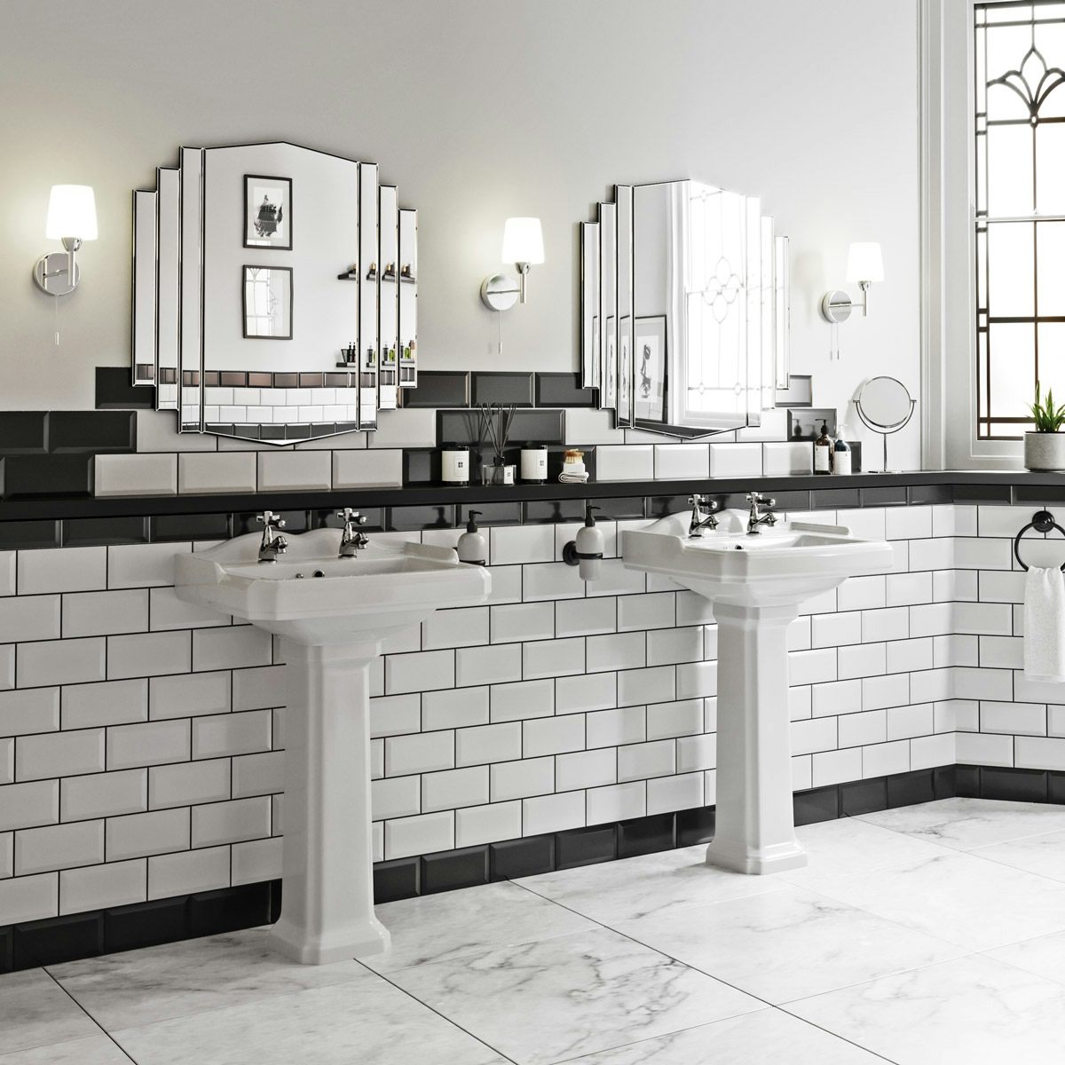 Black And White Metro Tiles Bathroom Goimages Inc   6a8533e8 8959 4b52 Bfd2 6b355c01120b 