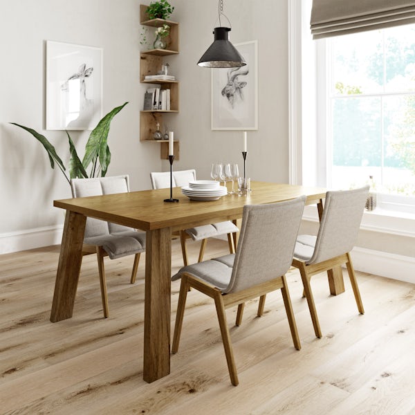 Lincoln Oak Table with 4x Hadley beige chairs