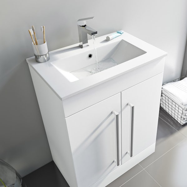 Orchard Derwent white floorstanding vanity door unit and ceramic basin 600mm with tap & waste