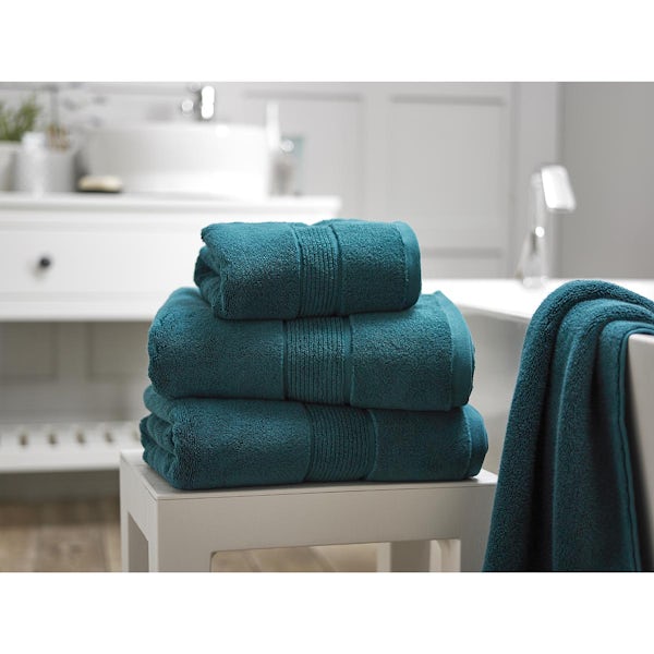Deyongs Winchester 700gsm 6 piece towel bale forest
