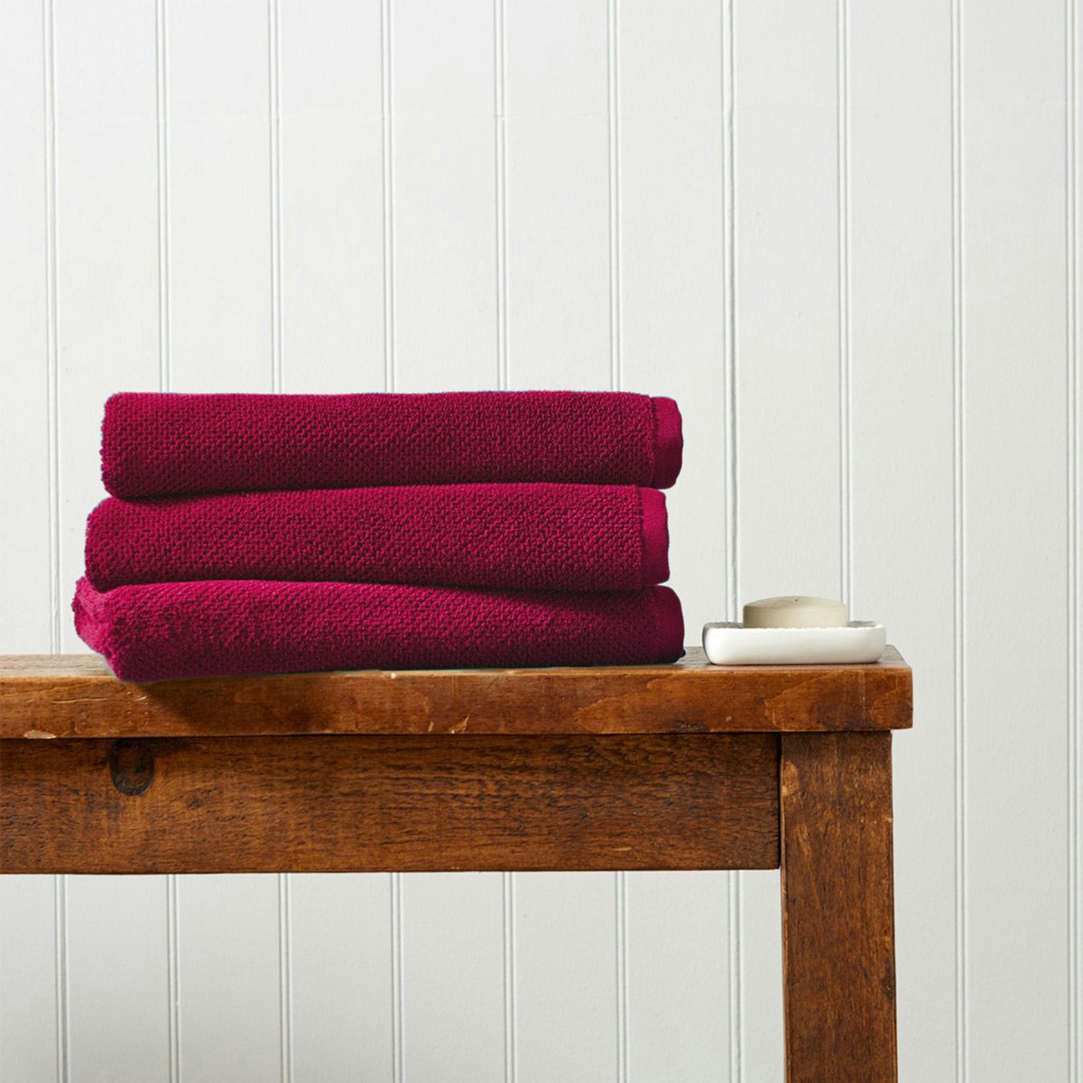 magenta bath towels