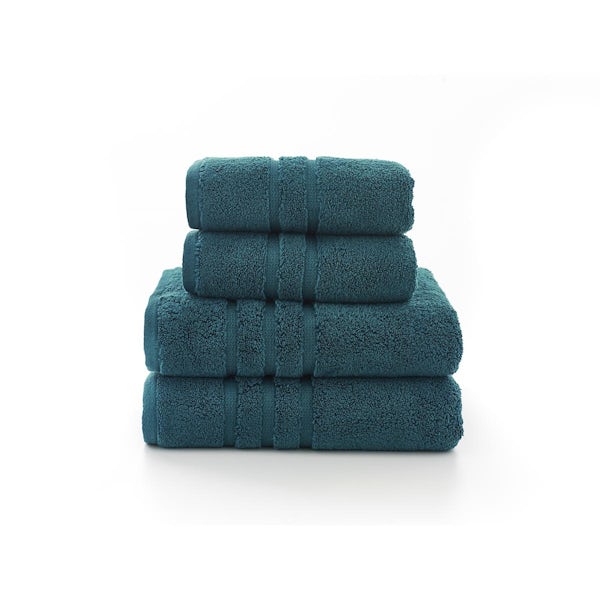 The Lyndon Company Chelsea zero twist 4 piece towel bale in dark green