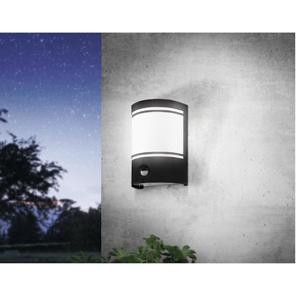 Eglo Cerno outdoor wall light IP44 in black and white