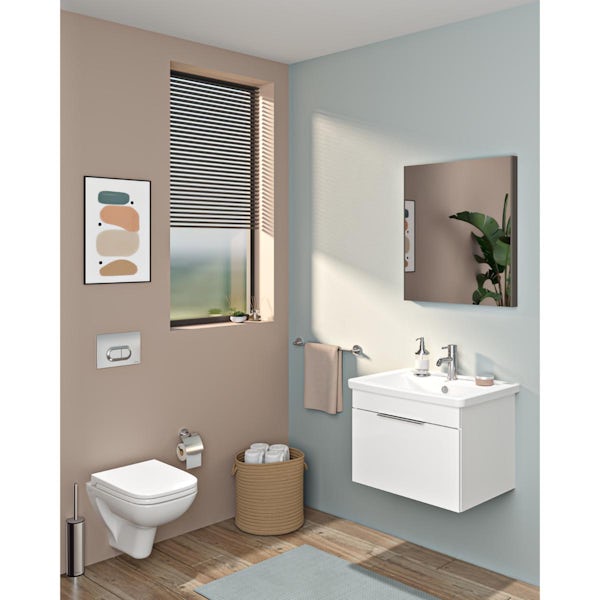 VitrA S20 short projection wall hung toilet with soft close toilet seat