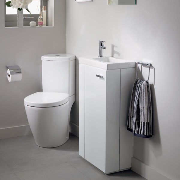 Ideal Standard Concept Space short projection close coupled toilet and seat