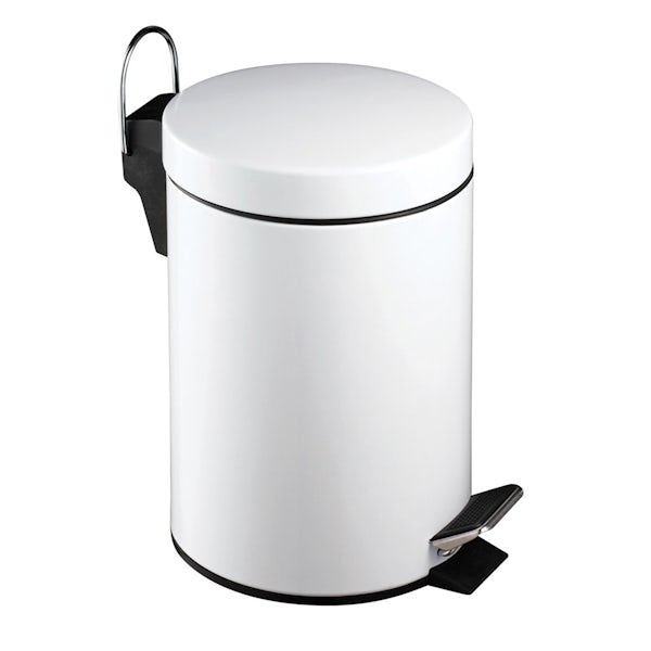 White round 3 litre bathroom pedal bin