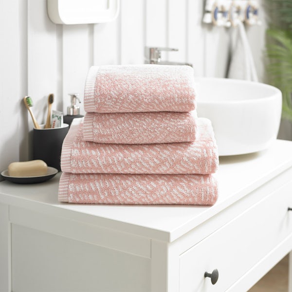 Deyongs Cannes 550gsm patterned 4 piece towel bale pink