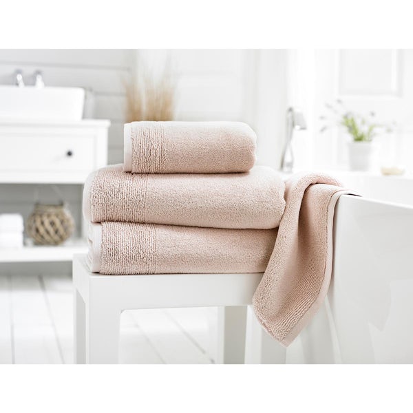 Deyongs Palazzo 800gsm zero twist towel bale pink
